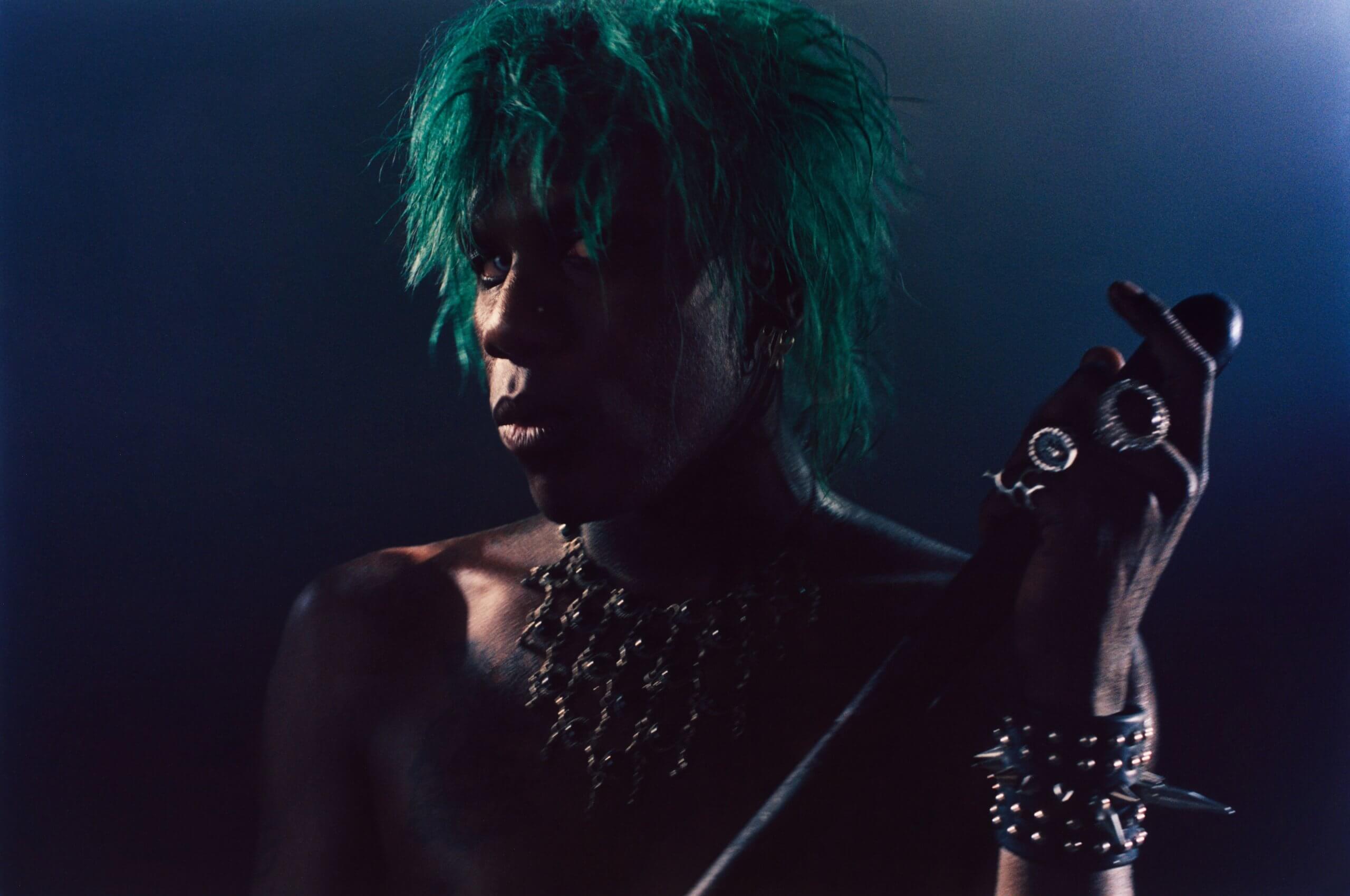 YVES TUMOR VERÖFFENTLICHT KRAFTVOLLE NEUE SINGLE + VIDEO "GOD IS A