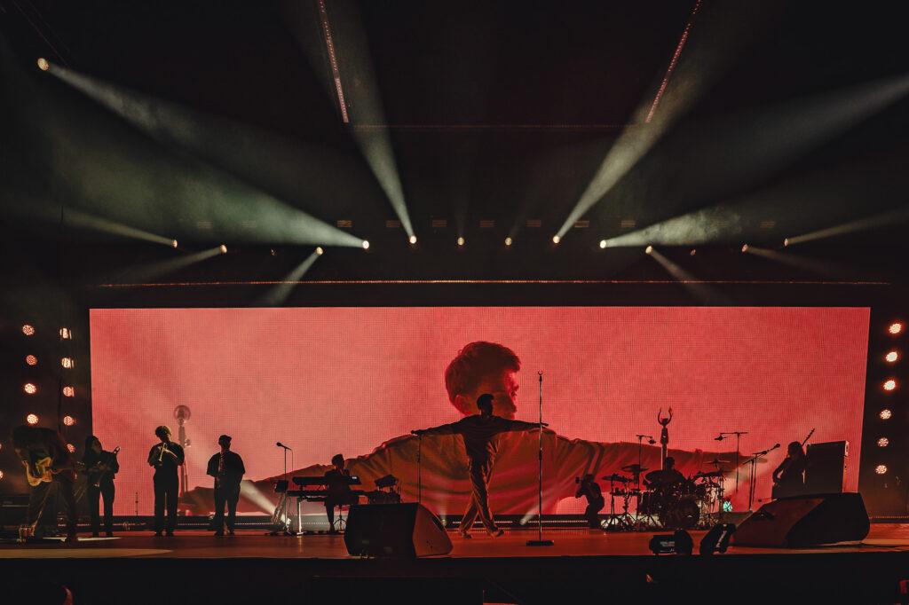 Clueso at Barclays Arena, Hamburg