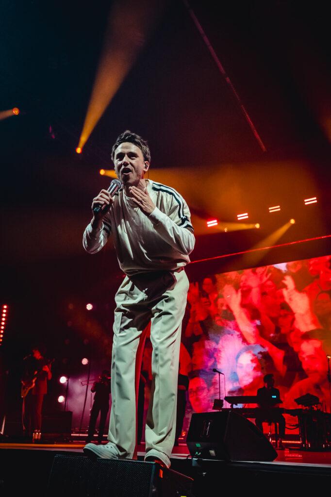 Clueso at Barclays Arena, Hamburg