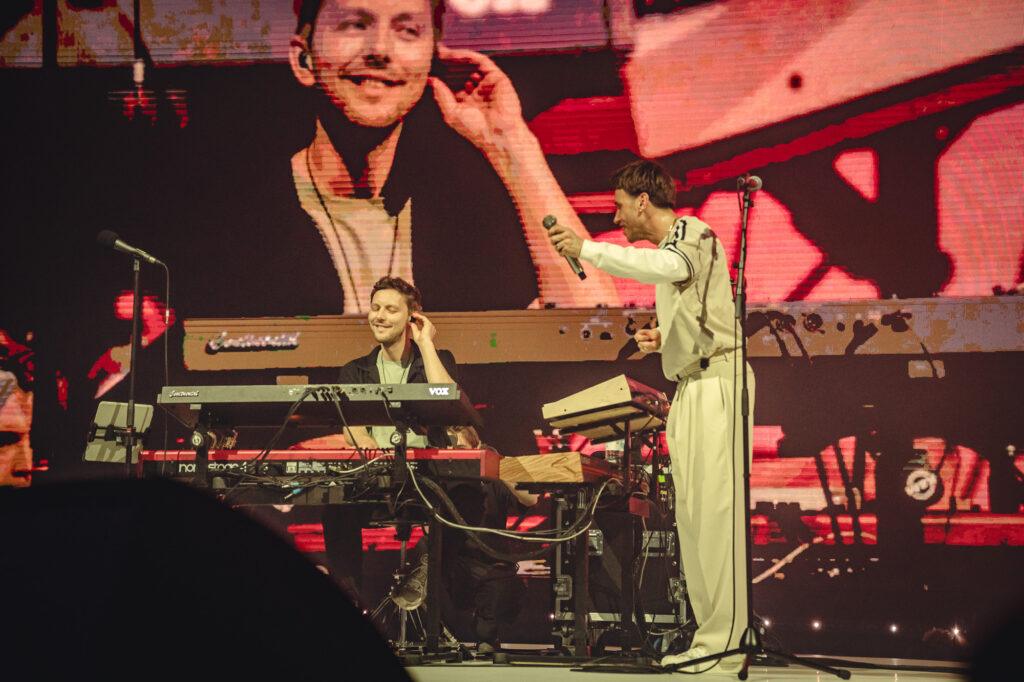 Clueso at Barclays Arena, Hamburg