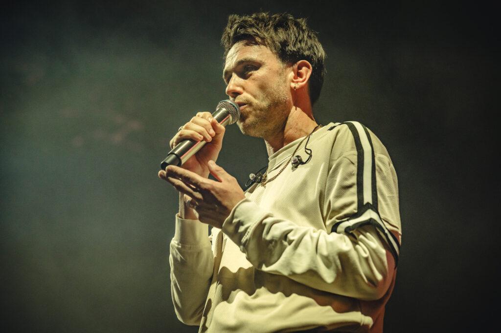 Clueso at Barclays Arena, Hamburg